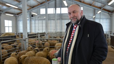 Avininkystės ūkis, vadovaujamas Rimanto Kairio, iš „valstiečių“ ir konservatorių pagalbos nesulaukė
